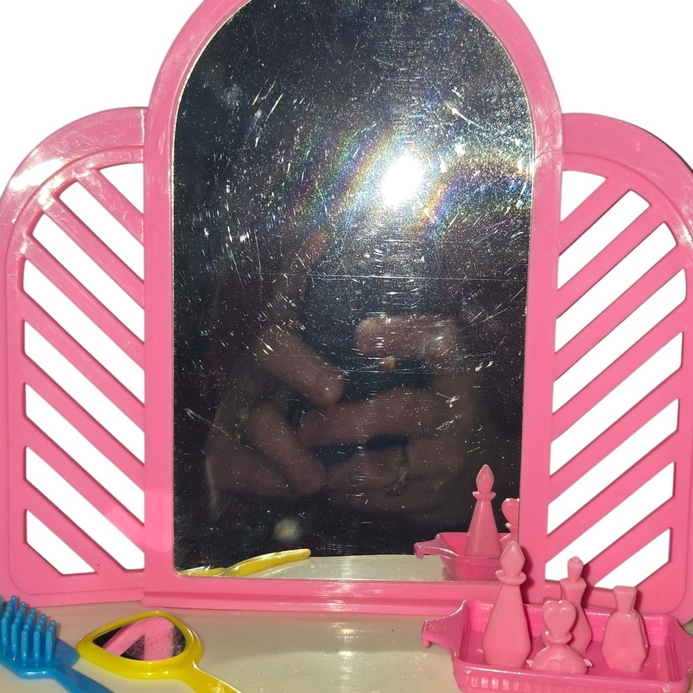 Mattel Barbie Vanity Sink Stool Set Kids Pink Vintage 1977/1987 READ - Picture 2 of 16